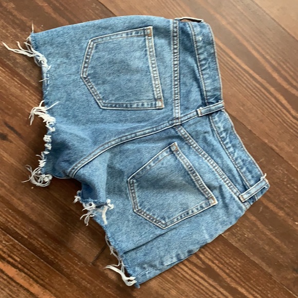 Victoria’s Secret pink raw edge shorts - Picture 7 of 8